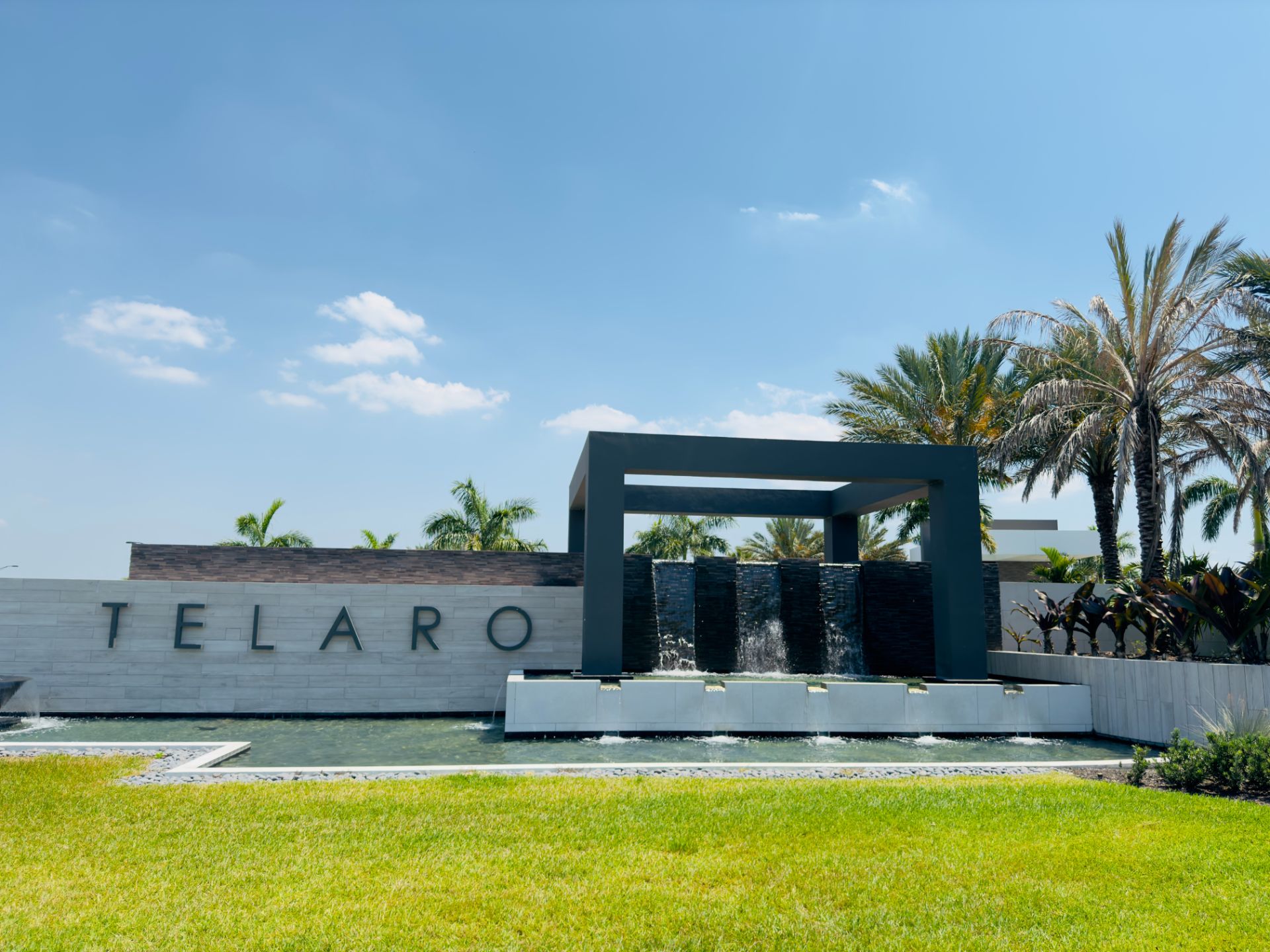 Telaro at Tradition